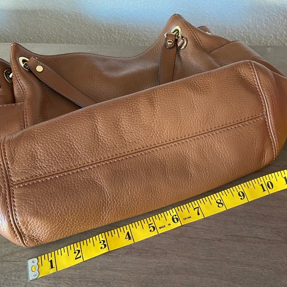 Michael Kors Shoulder Tote & Wallet - Picture 11 of 13